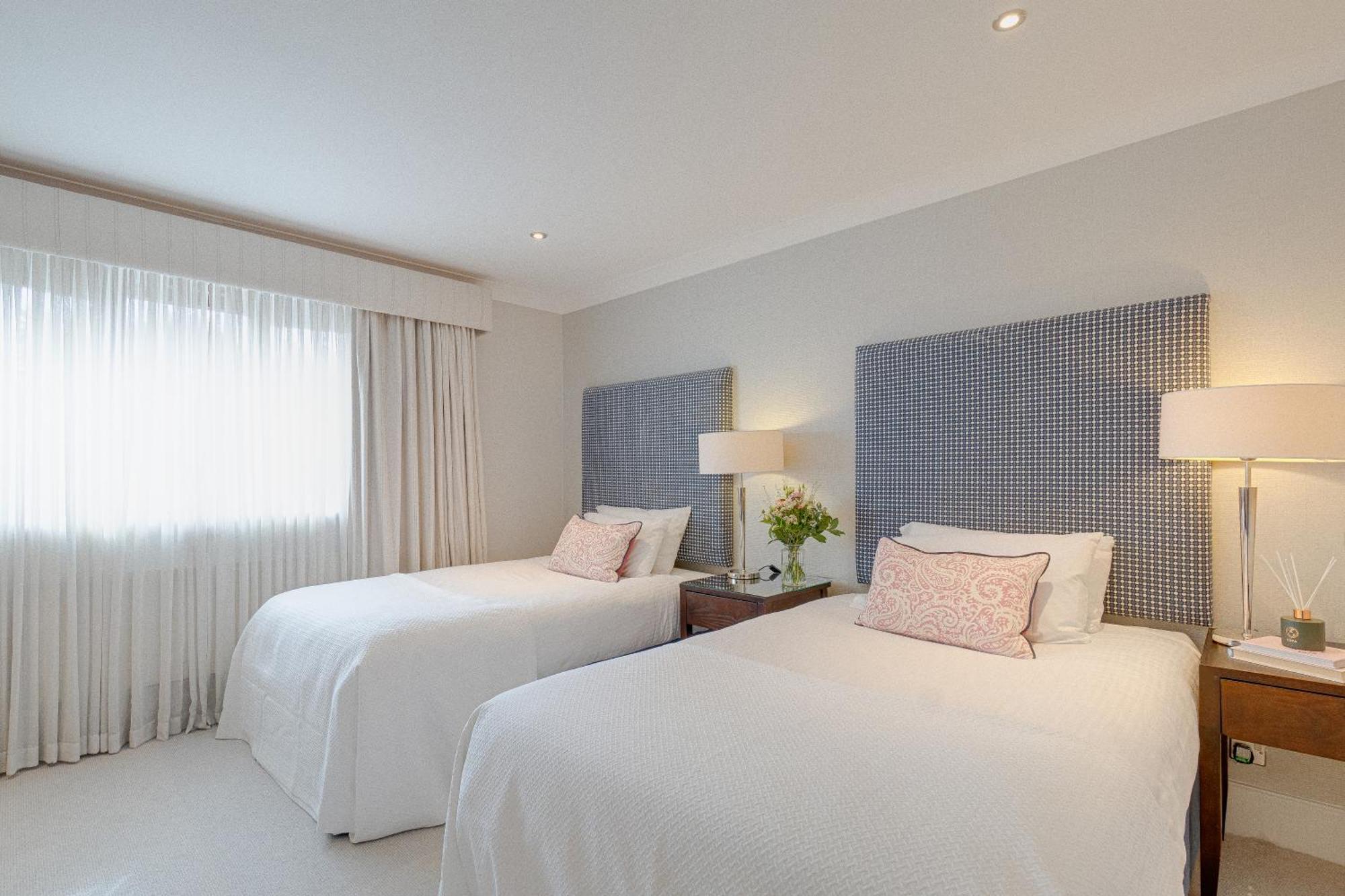 Wrightington Hotel & Health Club Уиган Экстерьер фото