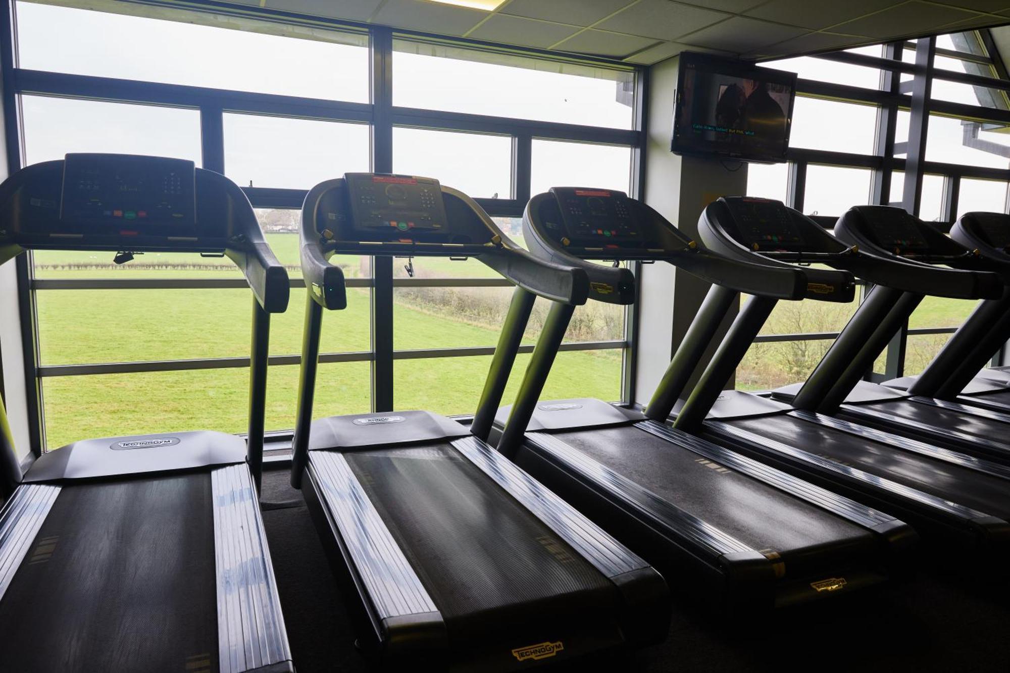 Wrightington Hotel & Health Club Уиган Экстерьер фото