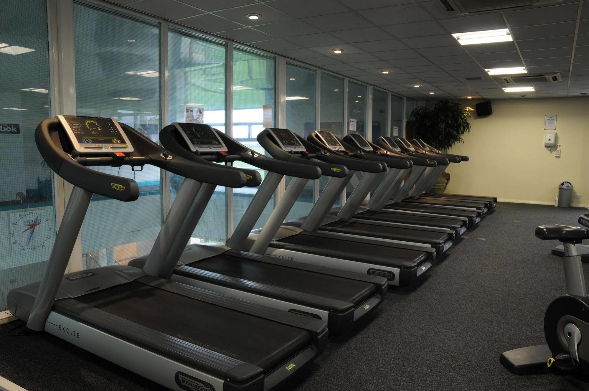 Wrightington Hotel & Health Club Уиган Экстерьер фото